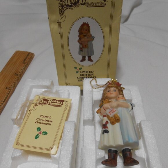 NIB Vtg Jan Hagara Limited Edition porcelain Figurine Ornament w/ COA CAROL 🎄 - Picture 2 of 13